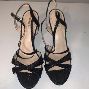 Sparkly black heels!